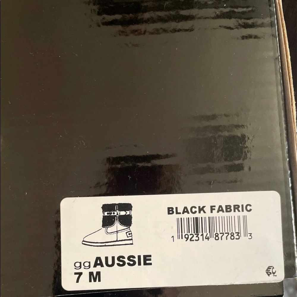 GUESS boot - Picture 4 of 4